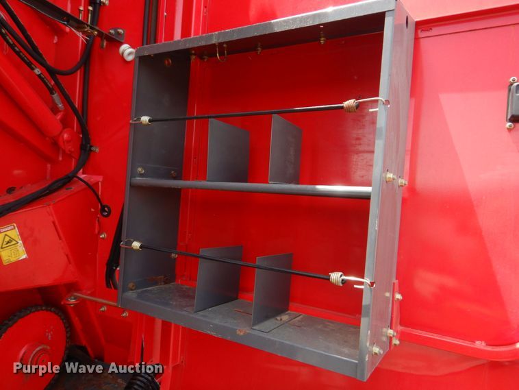 image for item DL4246 Massey Ferguson 2856A  round baler