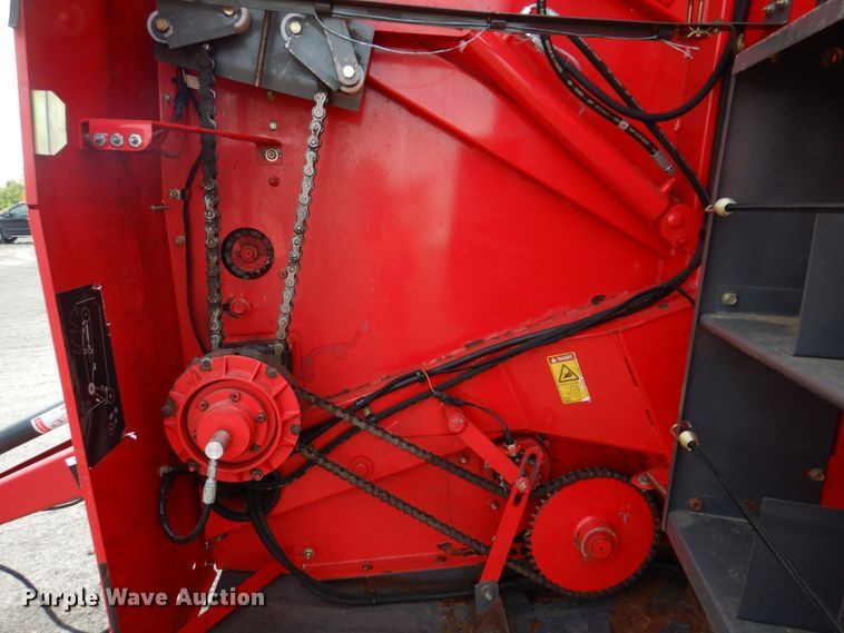 image for item DL4246 Massey Ferguson 2856A  round baler
