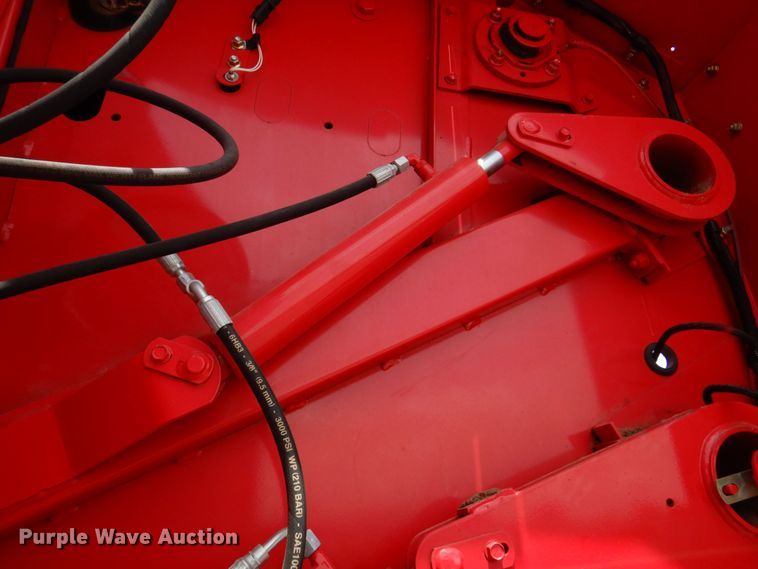 image for item DL4246 Massey Ferguson 2856A  round baler