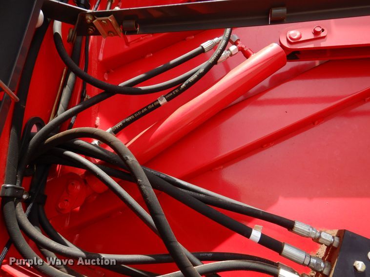 image for item DL4246 Massey Ferguson 2856A  round baler