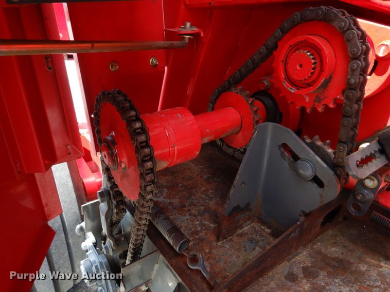 image for item DL4246 Massey Ferguson 2856A  round baler