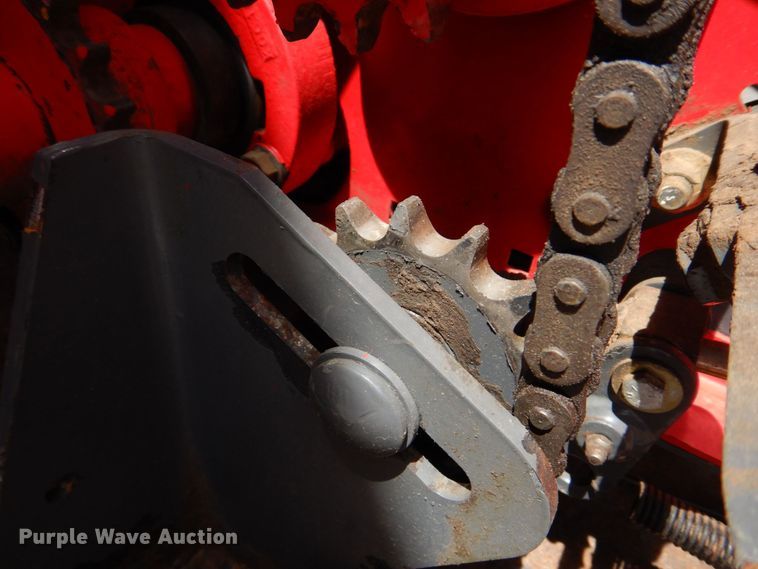 image for item DL4246 Massey Ferguson 2856A  round baler