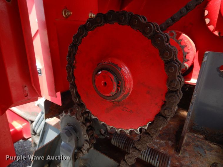 image for item DL4246 Massey Ferguson 2856A  round baler