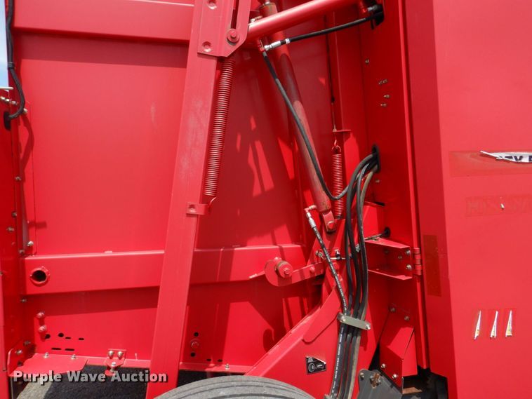 image for item DL4246 Massey Ferguson 2856A  round baler