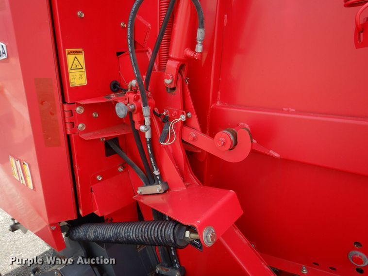 image for item DL4246 Massey Ferguson 2856A  round baler