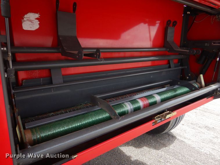 image for item DL4246 Massey Ferguson 2856A  round baler