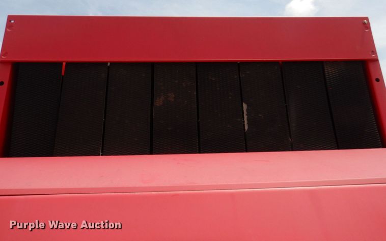 image for item DL4246 Massey Ferguson 2856A  round baler