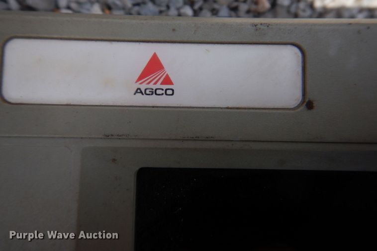 image for item DL4246 Massey Ferguson 2856A  round baler