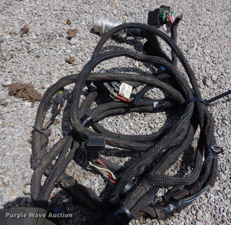 image for item DL4246 Massey Ferguson 2856A  round baler