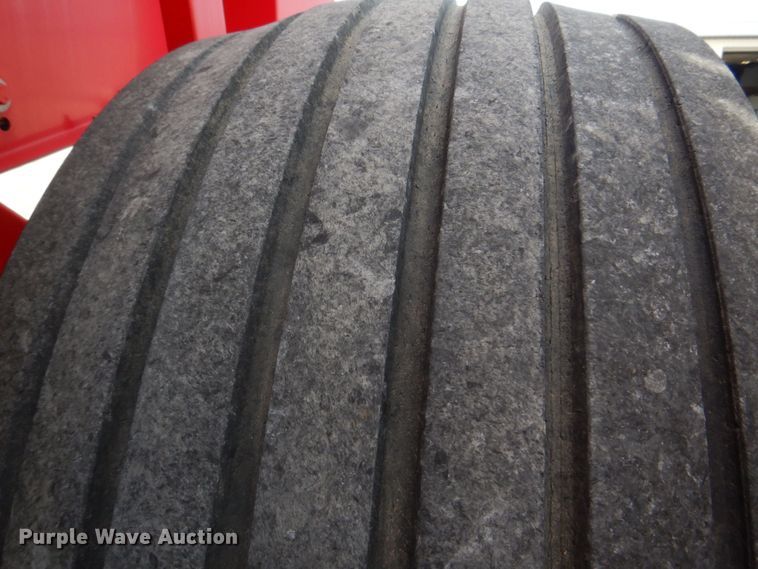 image for item DL4246 Massey Ferguson 2856A  round baler