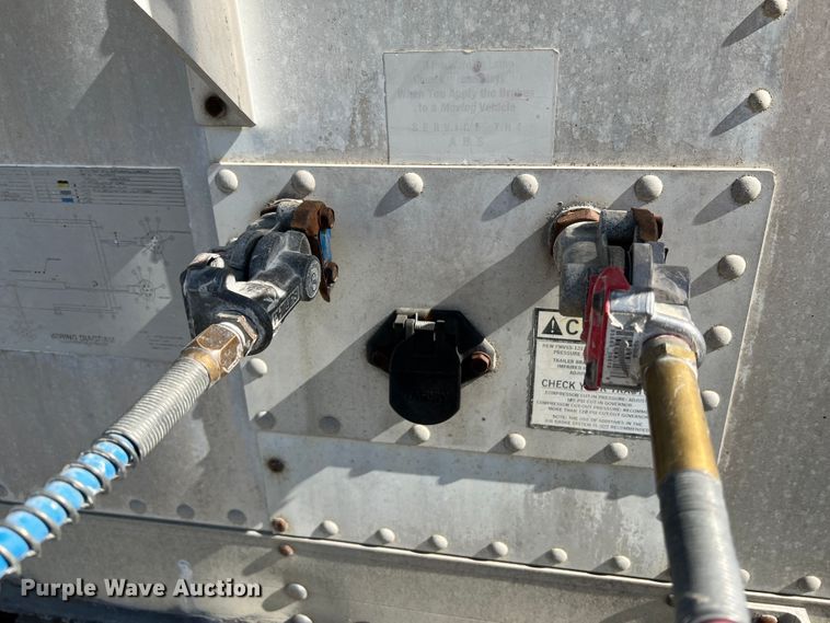 image for item DL4262 1999 Timpte Super Hopper  grain trailer