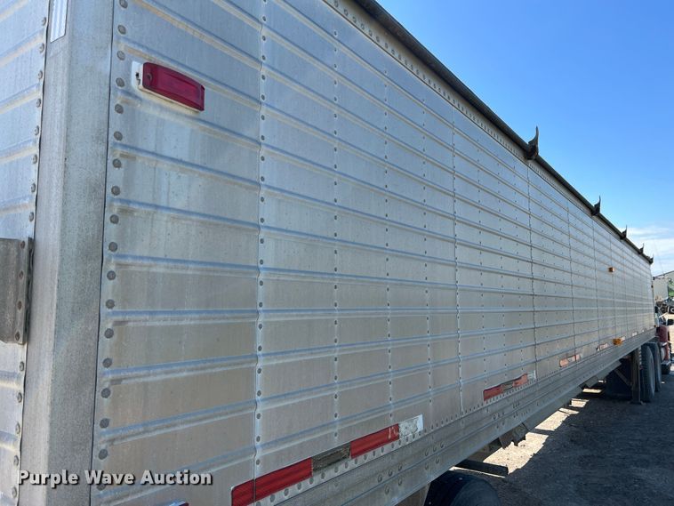 image for item DL4262 1999 Timpte Super Hopper  grain trailer