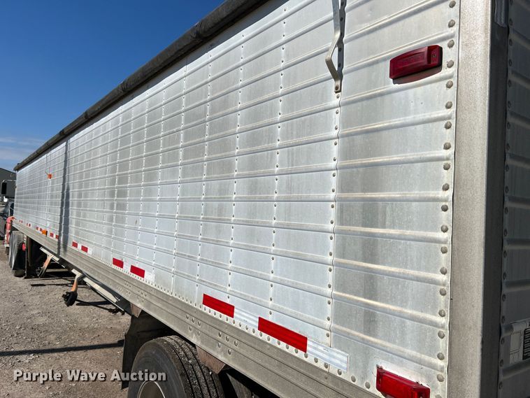 image for item DL4262 1999 Timpte Super Hopper  grain trailer