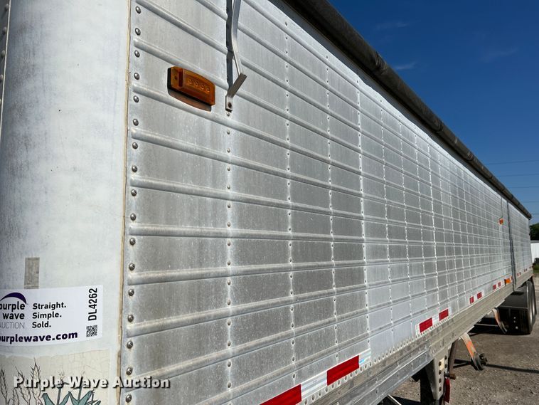 image for item DL4262 1999 Timpte Super Hopper  grain trailer