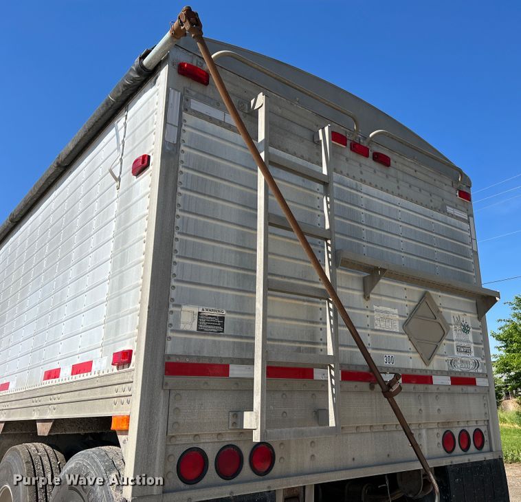 image for item DL4262 1999 Timpte Super Hopper  grain trailer