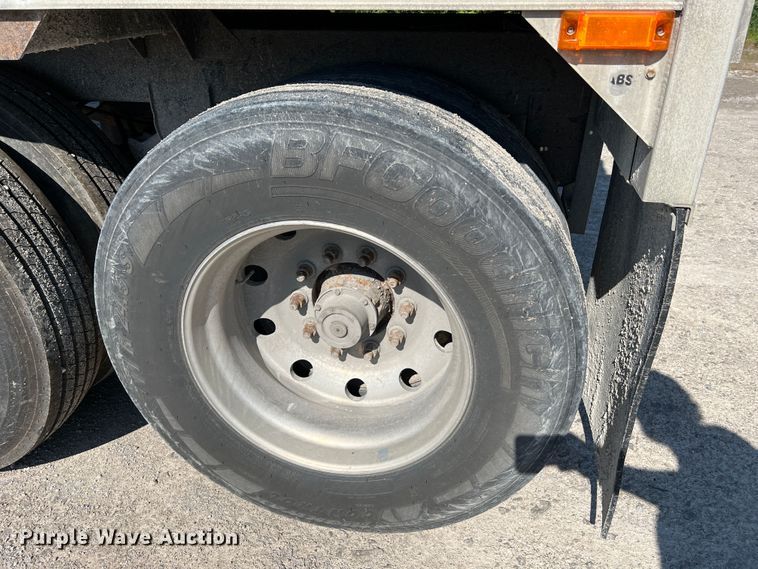 image for item DL4262 1999 Timpte Super Hopper  grain trailer