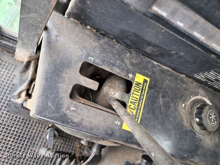 image for item DL6488 1985 John Deere 6620 Titan II  RWA combine