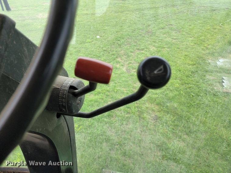 image for item DL6488 1985 John Deere 6620 Titan II  RWA combine