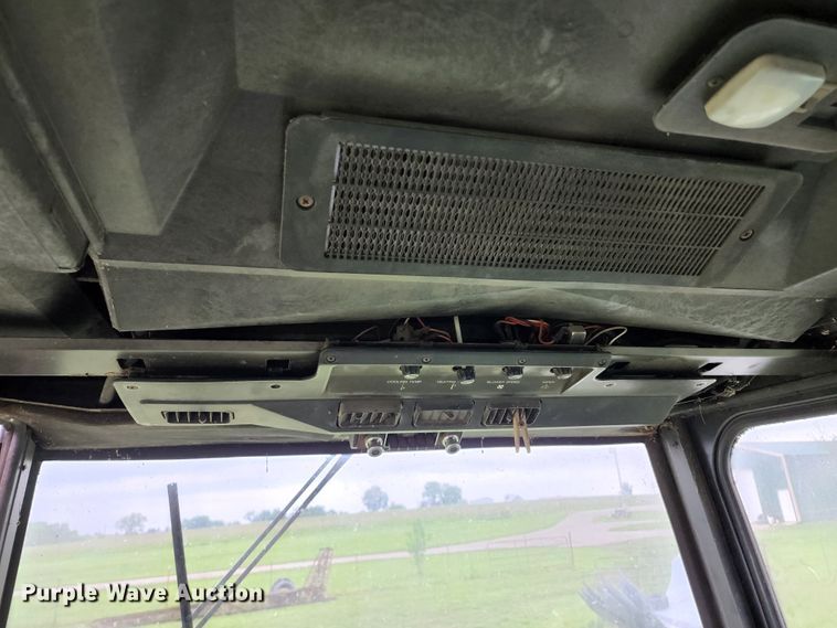 image for item DL6488 1985 John Deere 6620 Titan II  RWA combine