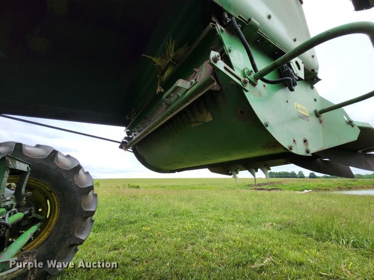 image for item DL6488 1985 John Deere 6620 Titan II  RWA combine