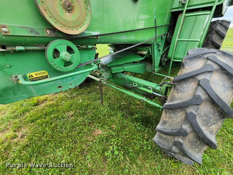 image for item DL6488 1985 John Deere 6620 Titan II  RWA combine