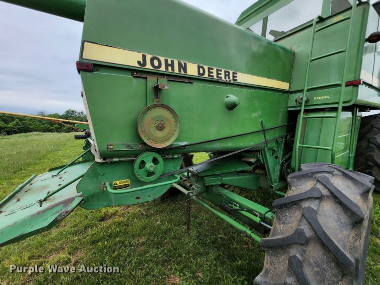 image for item DL6488 1985 John Deere 6620 Titan II  RWA combine