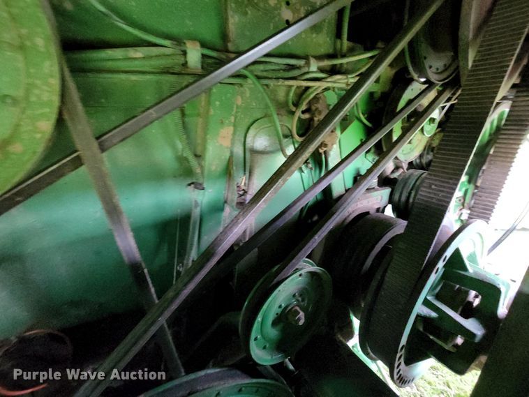 image for item DL6488 1985 John Deere 6620 Titan II  RWA combine