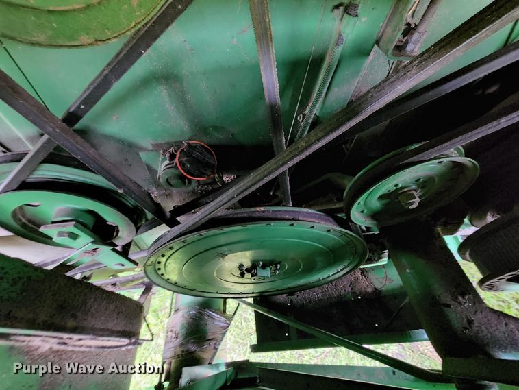 image for item DL6488 1985 John Deere 6620 Titan II  RWA combine