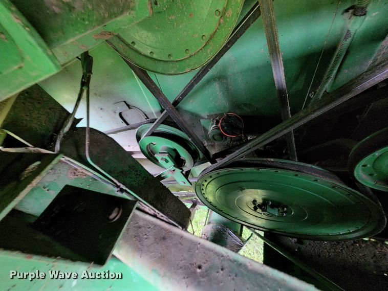 image for item DL6488 1985 John Deere 6620 Titan II  RWA combine