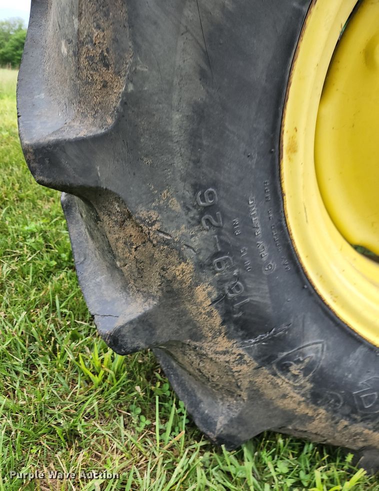 image for item DL6488 1985 John Deere 6620 Titan II  RWA combine