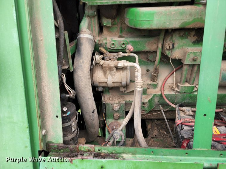 image for item DL6488 1985 John Deere 6620 Titan II  RWA combine