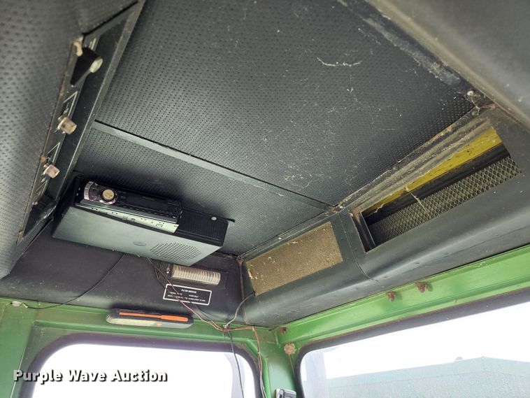 image for item DL6491 John Deere 4400  combine