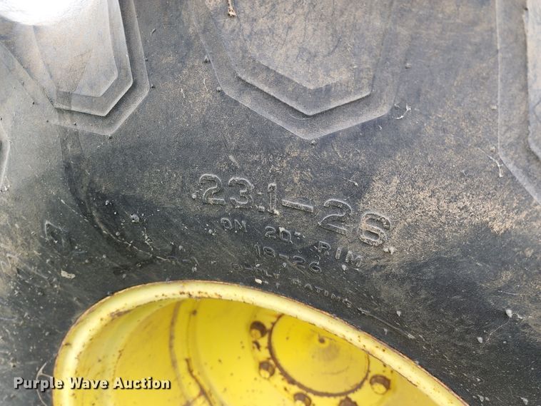 image for item DL6491 John Deere 4400  combine