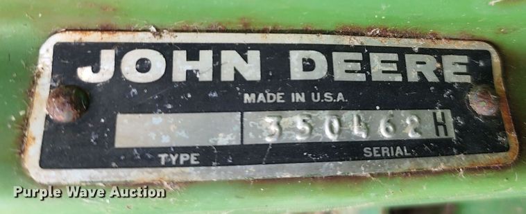 image for item DL6491 John Deere 4400  combine