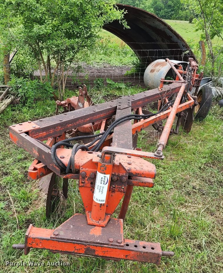 image for item DL6496 Case  five bottom plow