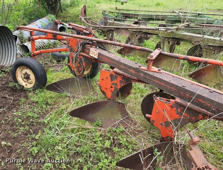 image for item DL6496 Case  five bottom plow