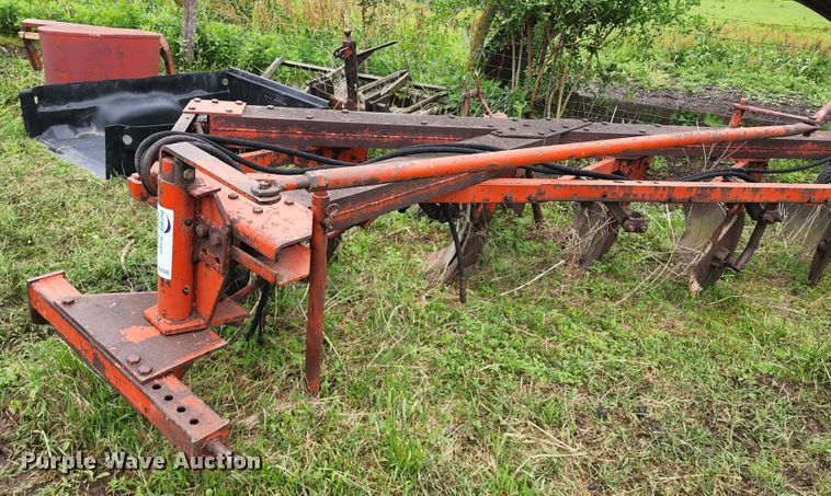 image for item DL6496 Case  five bottom plow