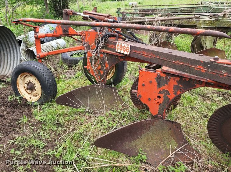 image for item DL6496 Case  five bottom plow