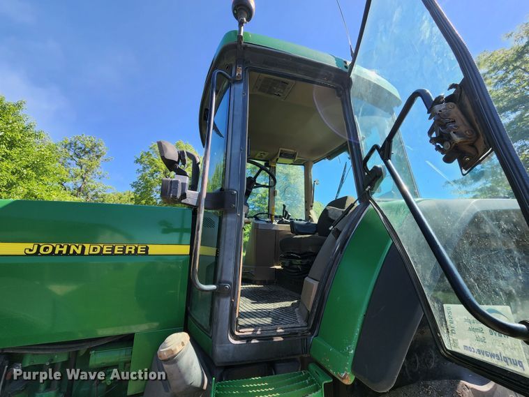 image for item DL6520 1998 John Deere 7710  MFWD tractor