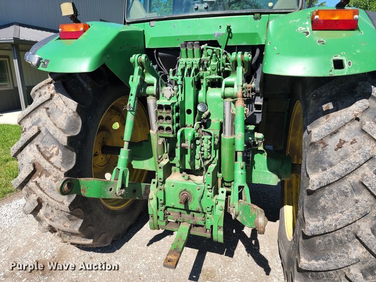 image for item DL6520 1998 John Deere 7710  MFWD tractor