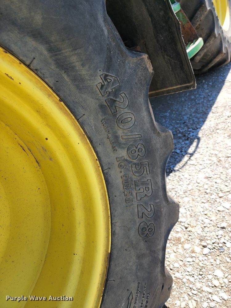 image for item DL6520 1998 John Deere 7710  MFWD tractor