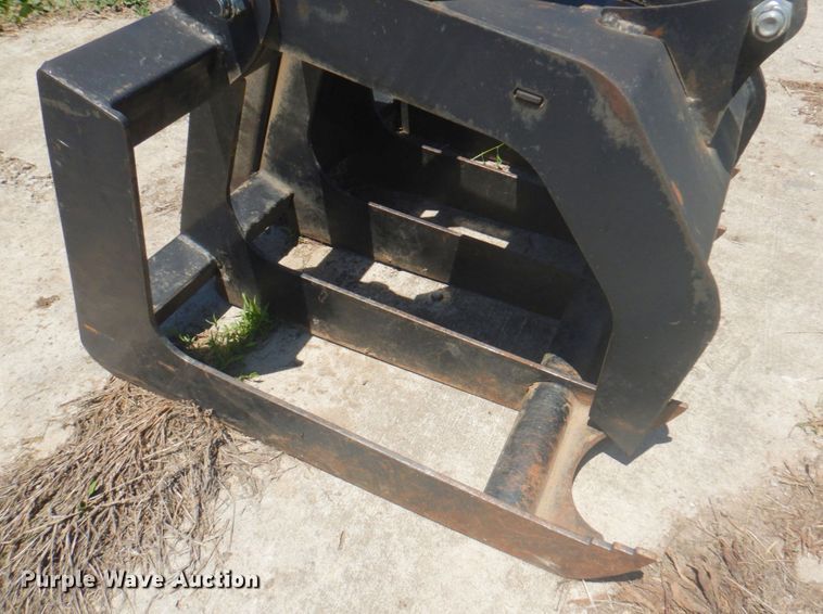 image for item DM6209 Brute  80"W skid steer root grapple bucket