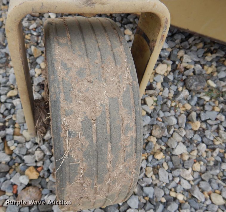 image for item DN0303 Land Pride 25-72  finish mower