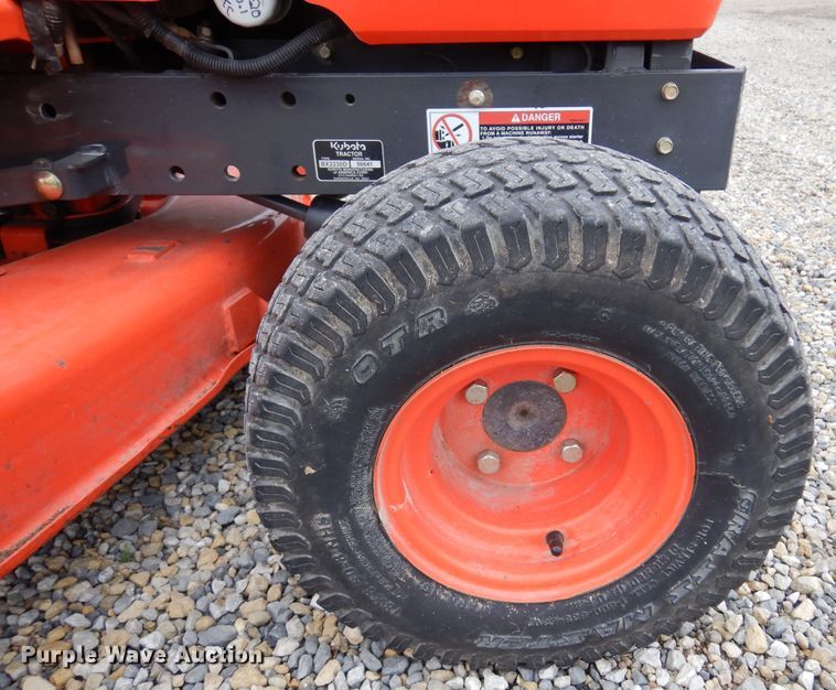 image for item DN0304 Kubota BX2230  MFWD tractor