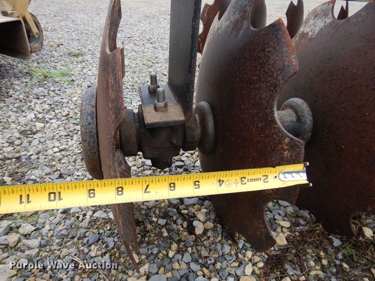 image for item DN0306 Howse  disk