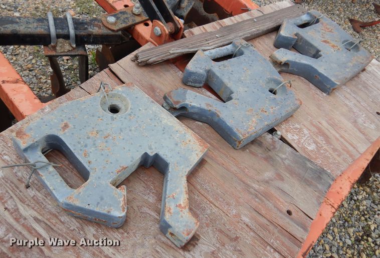 image for item DN0306 Howse  disk