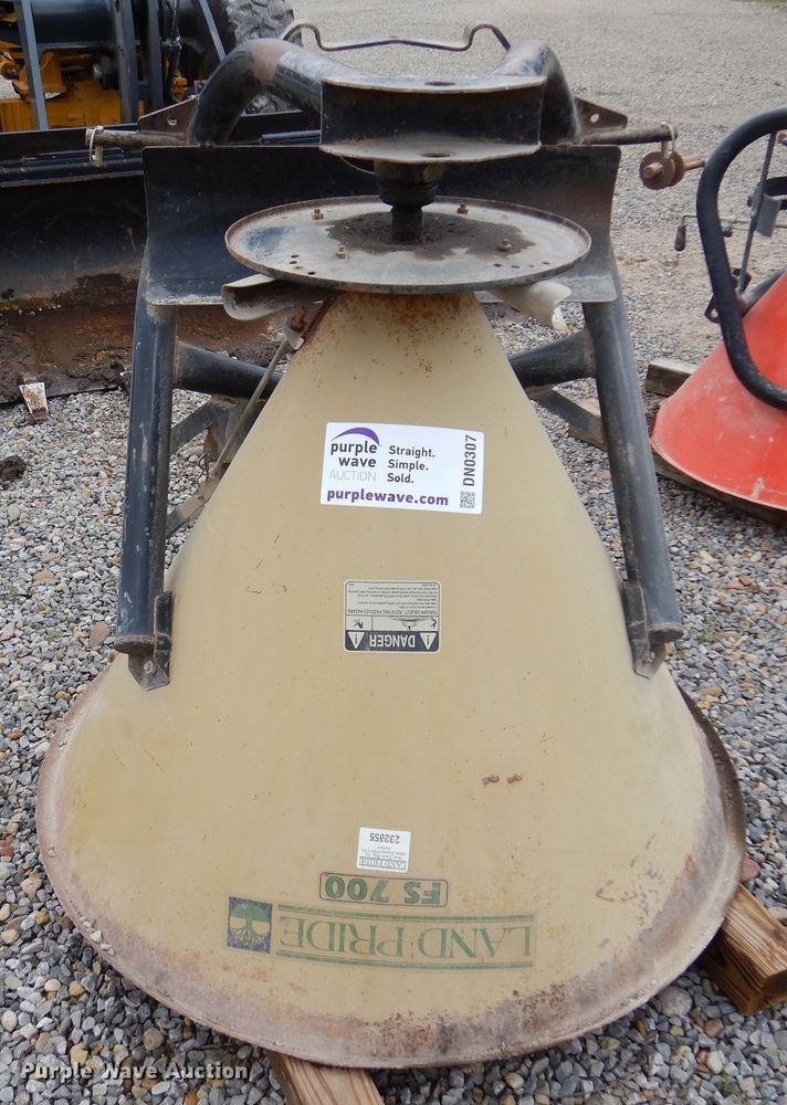 image for item DN0307 Land Pride FS700  spreader