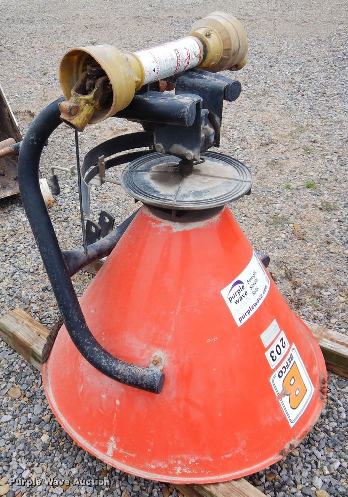 image for item DN0308 Befco 203  spreader