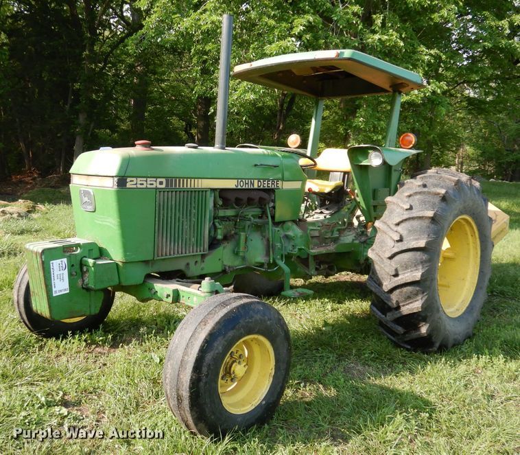 image for item DN1563 John Deere 2550  tractor