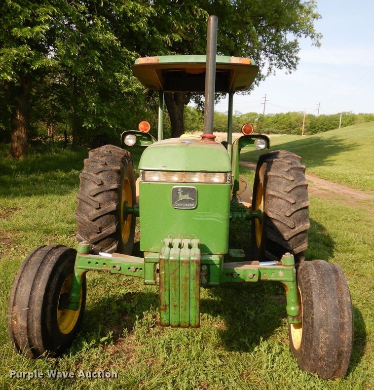 image for item DN1563 John Deere 2550  tractor